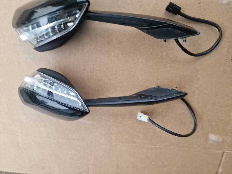 Aprilia rsv4 rf 2015 specchietti originali