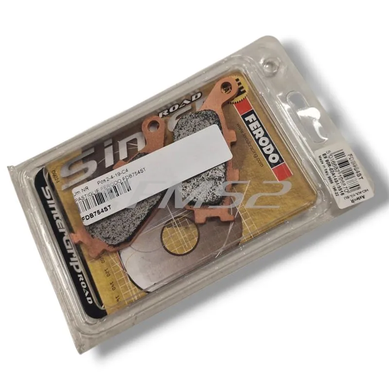 Pastiglie Ferodo sinterizzate FDB754ST versione stradale sinter grip road per maxi moto Honda, Kawasaki, Suzuki, Voge e Yamaha, ricambio FDB754ST