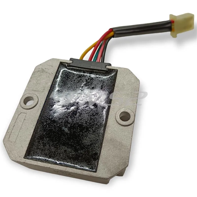 Regolatore di tensione sym euro 125-150 shark 125-1 re Bergamaschi, ricambio V734100119