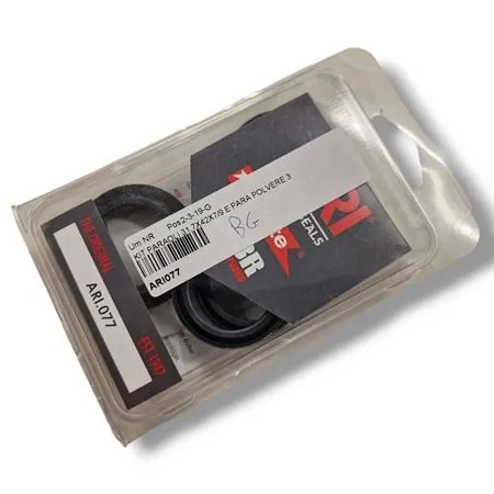 Kit paraolio e parapolvere Mentasti per forcella anteriore Malaguti con misura 31,7X42X7/9 e 31,75X42,8/48X7,6/11,6, ricambio ARI077