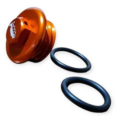 Tappo carico olio M24 X 3 mm anodizzato arancione con chiave da 13 mm specifico per KTM, GAS GAS, HUSQVARNA, HUSABERG, VENT e SHERCO, ricambio AV3002A