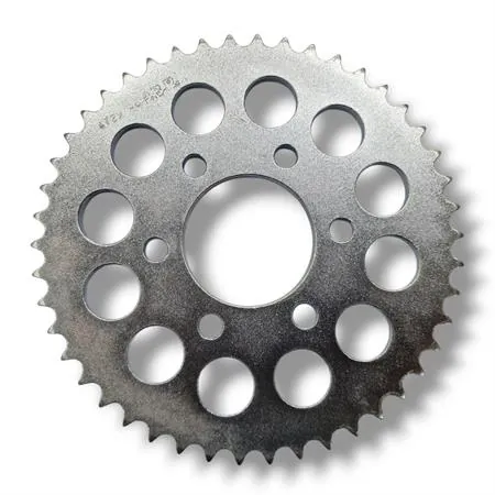 Kit Pignone, corona, catena PBR con corona acciaio Z46, pignone acciaio Z13 e catena EK passo 428 DEH con 130 maglie per Keeway 125 RKF prodotte dal 2017 al 2020, ricambio EK248