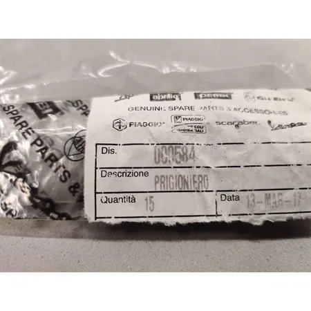 Prigioniero (Piaggio Gilera), ricambio 000584